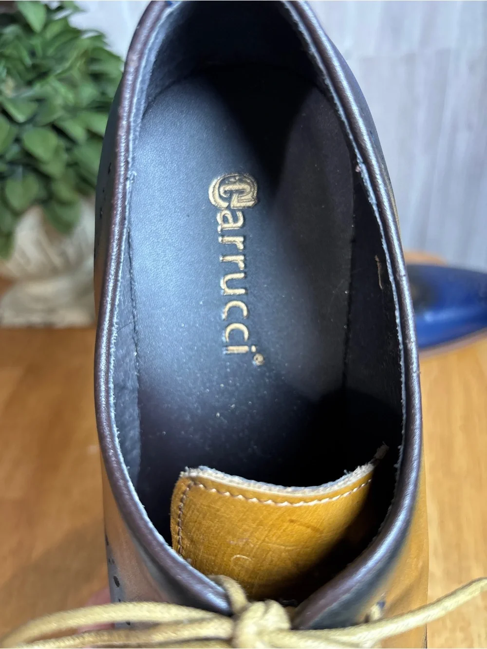 Carrucci Men’s Two-Tone Blue & Cognac Leather Wingtip Oxford Dress Shoes